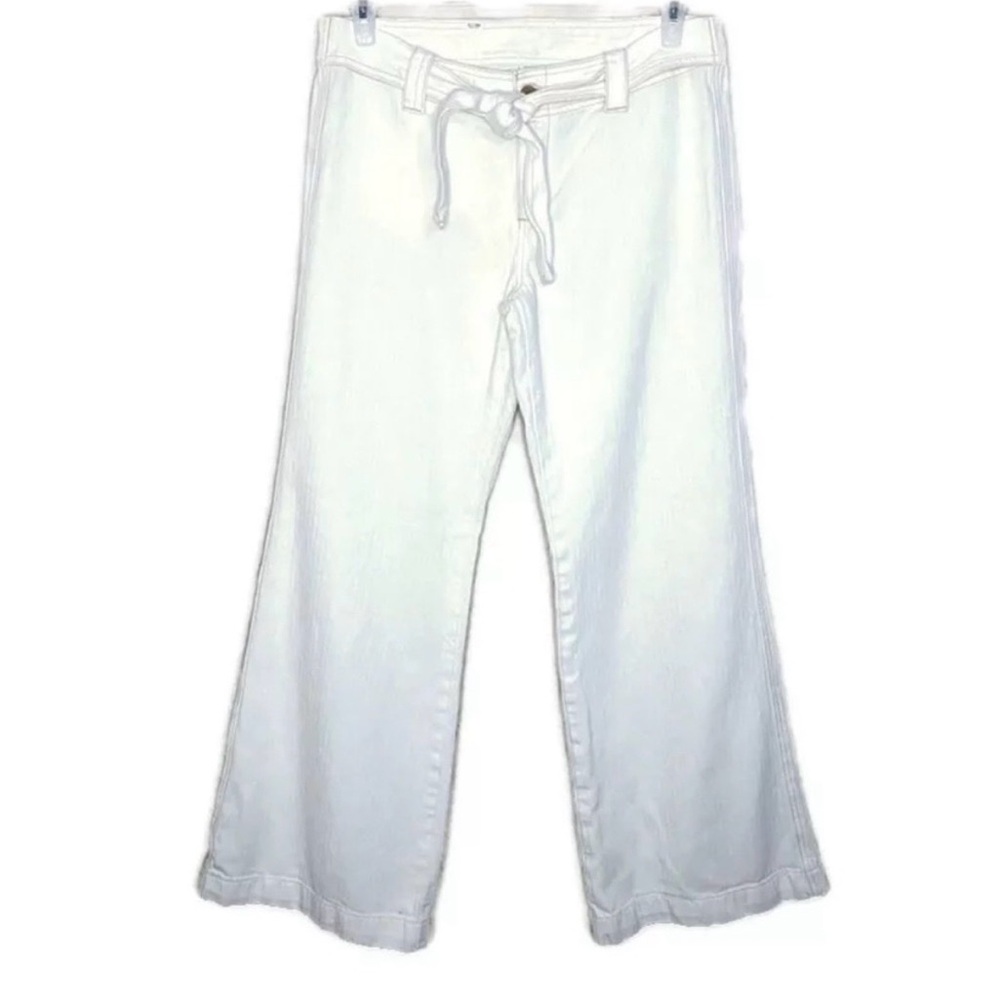 Levi’s Flare Leg Belted Cotton Jeans Women 12 White